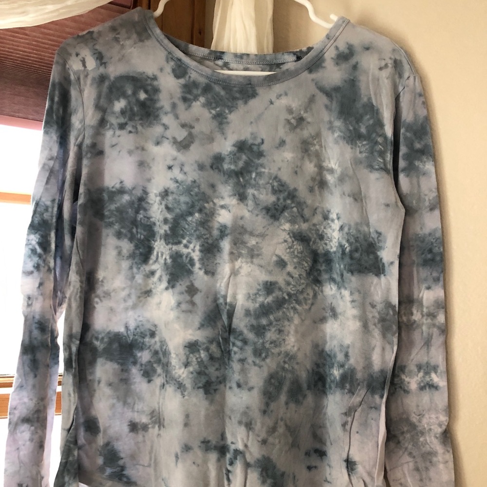 Soft and sexy long sleeve